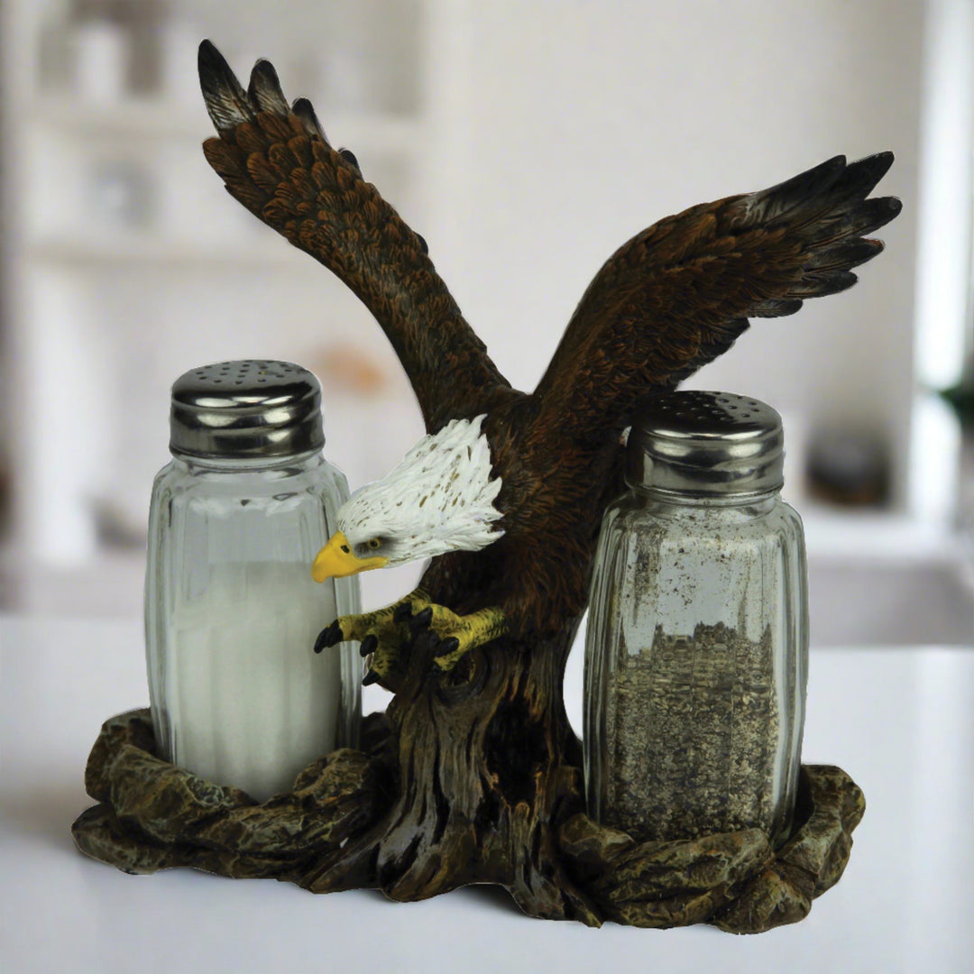 Salt And Pepper Shakers Eagle Poly Resin And Glass Matching Set